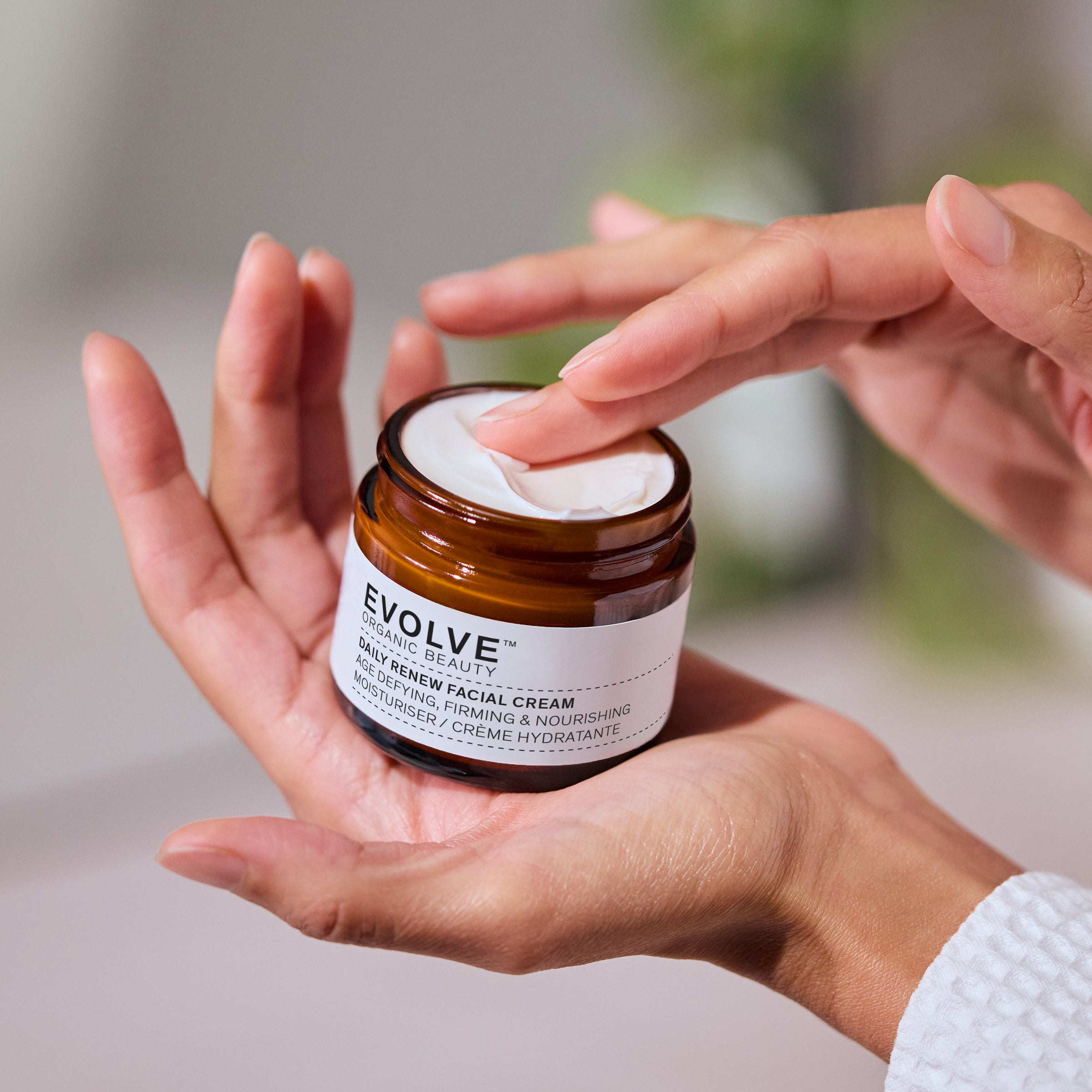 Evolve Daily Renew Facial Cream